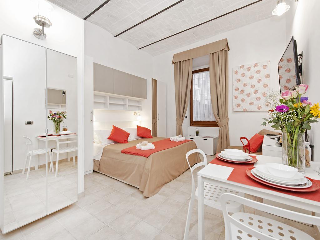 Coral Flat Colosseo Рим Номер фото