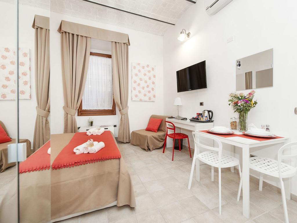 Coral Flat Colosseo Рим Номер фото